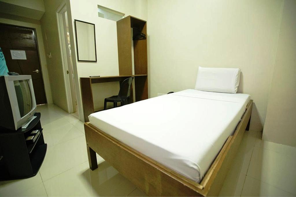 Travelbee Business Inn Cebu Room photo