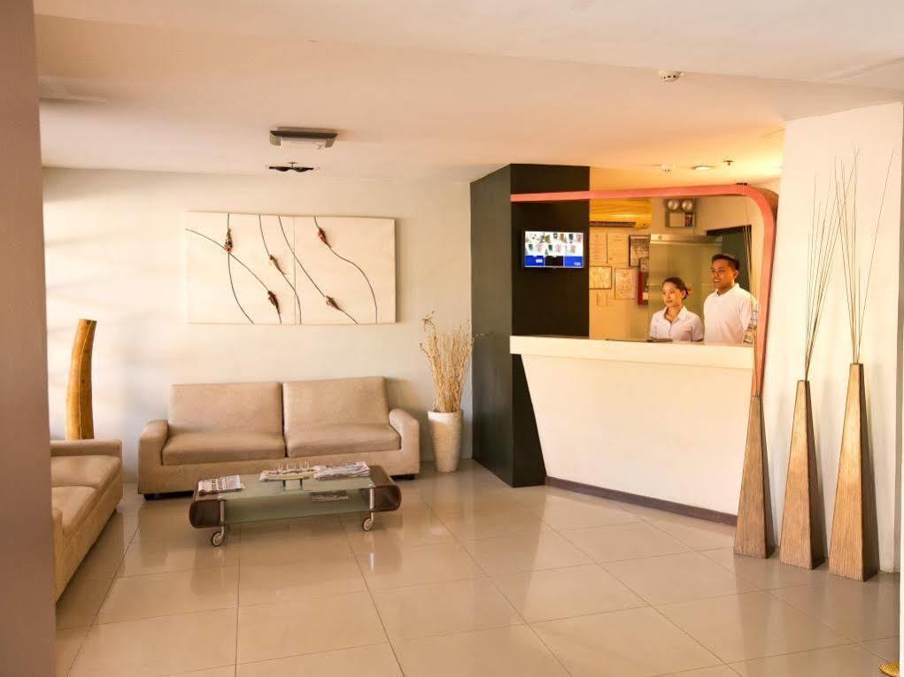 Travelbee Business Inn Cebu Exterior photo